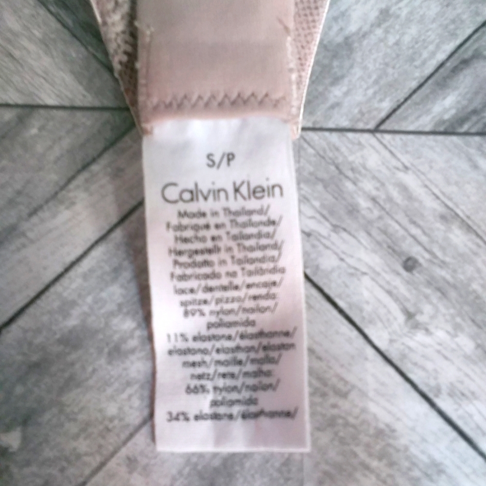 Calvin Klein lightly lined Beige/Tan Bralette...Size Small - Picture 6 of 6